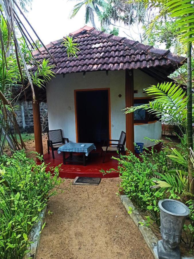 Ravana - Beach Cabanas Hikkaduwa Esterno foto